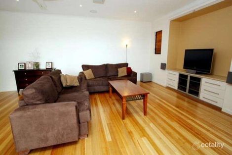 Property photo of 6A Toorak Place Castle Hill QLD 4810