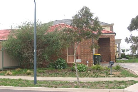 Property photo of 16 Prospector Drive Cairnlea VIC 3023