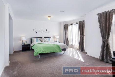 Property photo of 17 Lowry Crescent Miners Rest VIC 3352