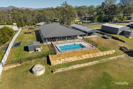 147-149 Campbell Dr, Kooralbyn, QLD 4285