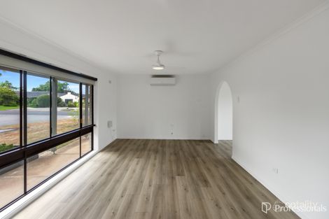 9 Taupo Dr, Lake Albert, NSW 2650