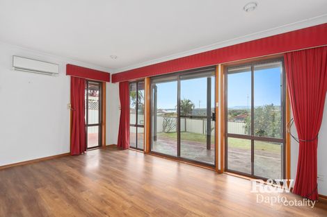 Property photo of 21 Hayward Street Kanahooka NSW 2530