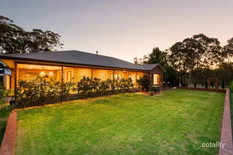 Property photo of 5 Adams Road Harcourt VIC 3453