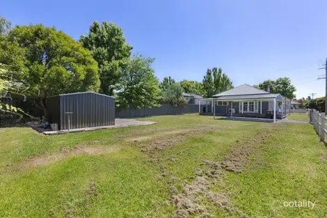 Property photo of 2 Hunter Street Mansfield VIC 3722