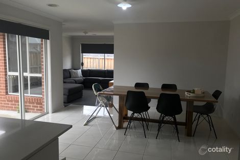 Property photo of 16 Alexandro Grove Hastings VIC 3915
