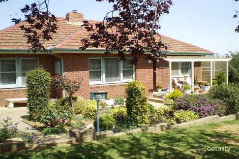 9 Liverpool St, Cowra, NSW 2794