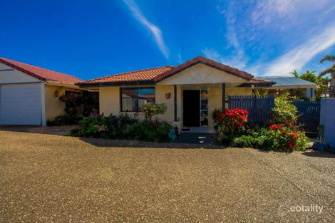 Property photo of 1/8 Spinnaker Drive Sandstone Point QLD 4511