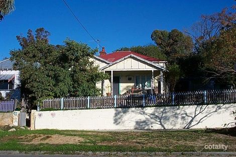 5 Curedale St, Beaconsfield, WA 6162