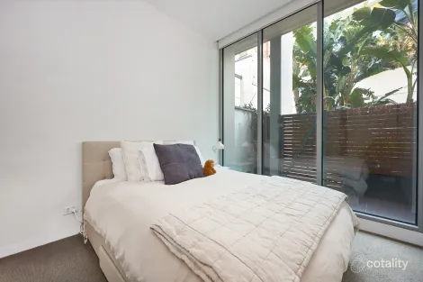 Property photo of 2/201 High Street Prahran VIC 3181