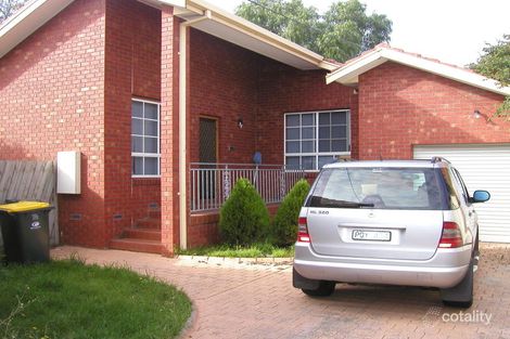 2/358 Hampshire Cres, Sunshine, VIC 3020