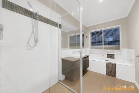 Property photo of 53 Serenity Way Craigieburn VIC 3064