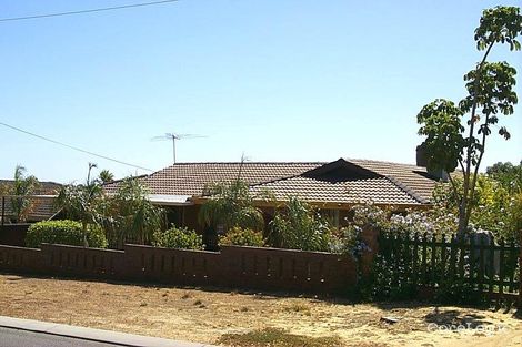 Property photo of 17 Barrallier Way Padbury WA 6025