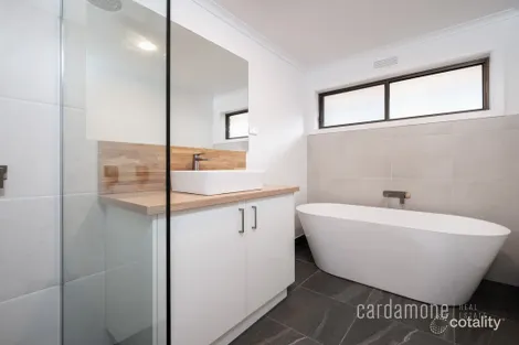 Property photo of 18 Dampier Avenue Shepparton VIC 3630