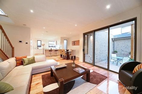 Property photo of 73 McKinnon Road McKinnon VIC 3204