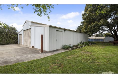 Property photo of 8 Rose Boulevard Lancefield VIC 3435