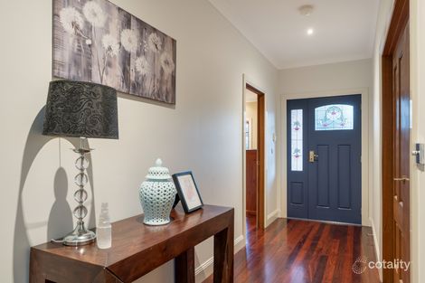 Property photo of 52 Axminster Drive Craigieburn VIC 3064