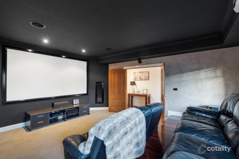 Property photo of 52 Axminster Drive Craigieburn VIC 3064