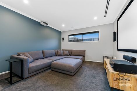 Property photo of 66 Waterman Drive Clyde VIC 3978