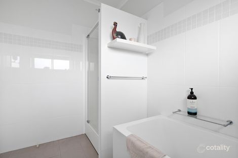 Property photo of 46 Barry Street Emerald QLD 4720