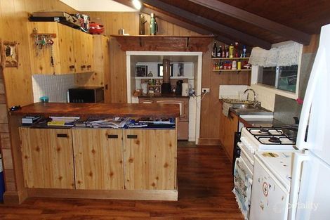 Property photo of 92 Sugarloaf Road Stanthorpe QLD 4380