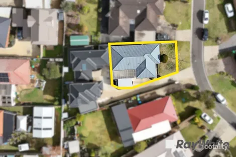 Property photo of 1/10 Valda Court Cranbourne VIC 3977
