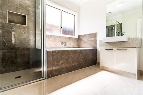 Property photo of 7 Elodea Way Cranbourne North VIC 3977