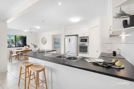 Property photo of 8 Malia Court Wynnum West QLD 4178