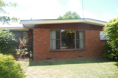 Property photo of 6 Rowlands Street Blayney NSW 2799