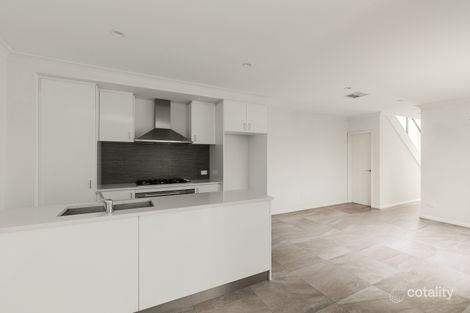 Property photo of 111 Wintergreen Crescent Treeby WA 6164