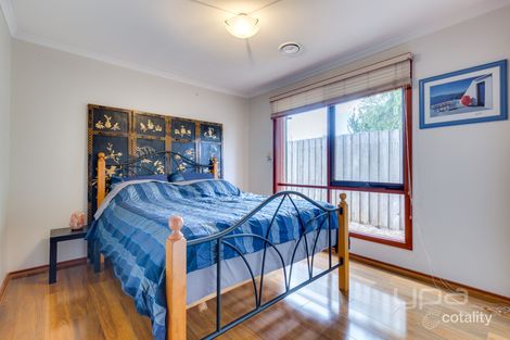 Property photo of 21 Illawong Grove Werribee VIC 3030