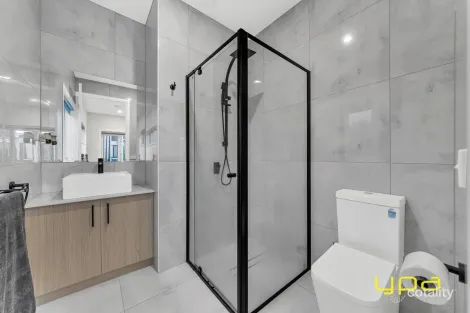 Property photo of 39 Dangelo Avenue Officer VIC 3809