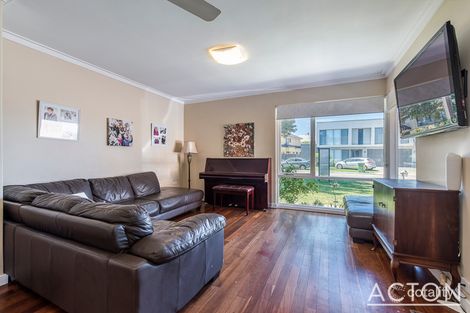 Property photo of 52 Kingsall Road Attadale WA 6156