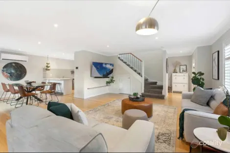 Property photo of 1/320 Canterbury Road Bayswater North VIC 3153