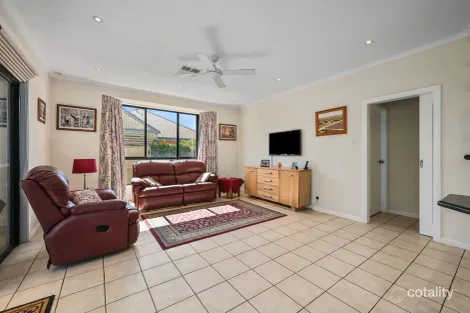 Property photo of 2 Emma Court Grange SA 5022