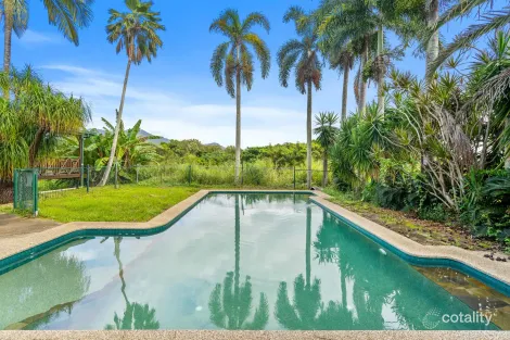 233 Yorkeys Knob Rd, Yorkeys Knob, QLD 4878