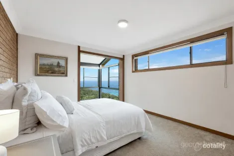 Property photo of 42 Bellevue Crescent North Avoca NSW 2260