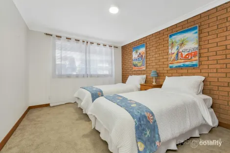 Property photo of 42 Bellevue Crescent North Avoca NSW 2260