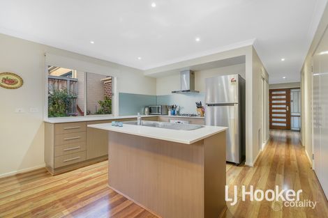 Property photo of 4 Shakespeare Grove Officer VIC 3809