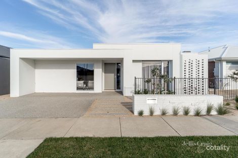 Property photo of 16 Blomeley Drive Lucas VIC 3350