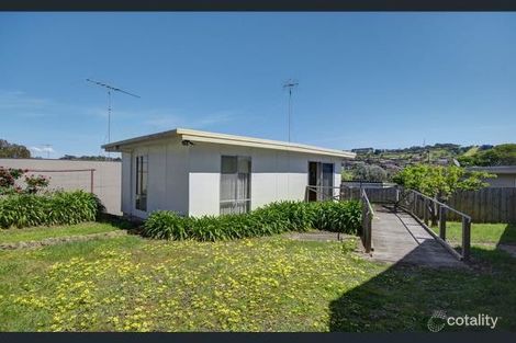 19 Craigie Rd, Newtown, VIC 3220