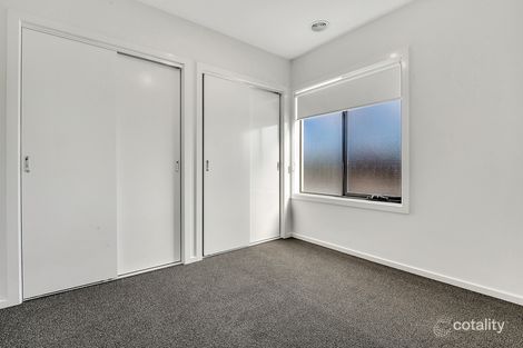 Property photo of 33 Springs Road Donnybrook VIC 3064