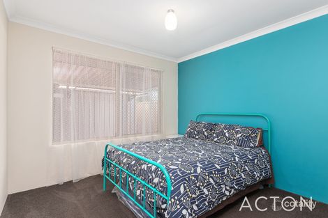 Property photo of 8 Milne Lane Parmelia WA 6167