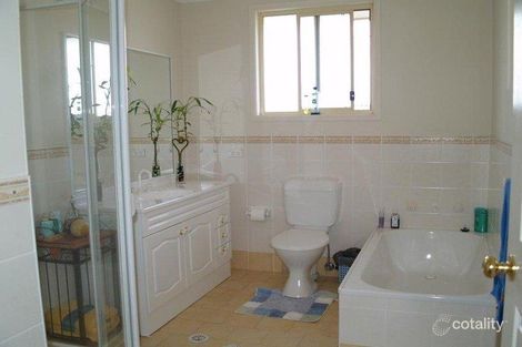 Property photo of 28 Siena Close Prestons NSW 2170