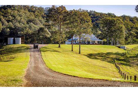 211 RIVER RD, PEACHESTER, QLD 4519