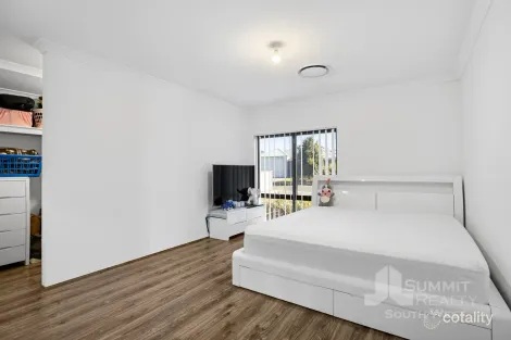 Property photo of 19 Supanova Lane Australind WA 6233