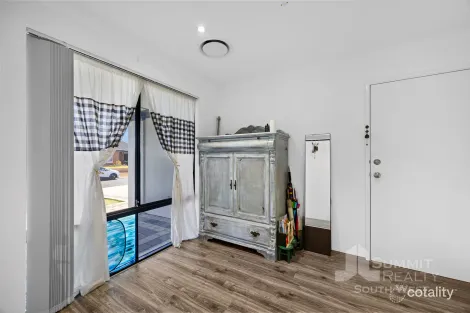 Property photo of 19 Supanova Lane Australind WA 6233