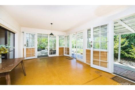 Property photo of 18 Hayes Street Queanbeyan NSW 2620