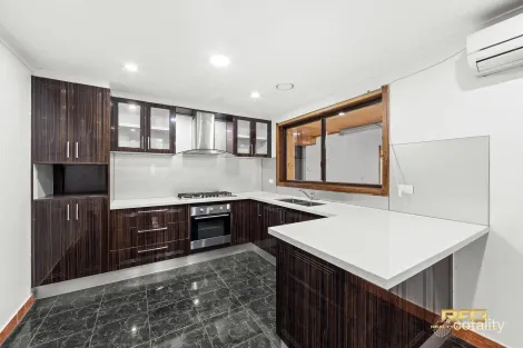 Property photo of 18 Allandale Road Kings Park VIC 3021