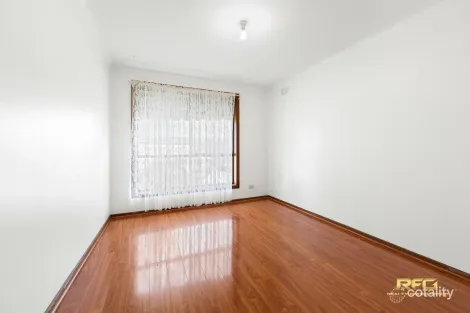Property photo of 18 Allandale Road Kings Park VIC 3021