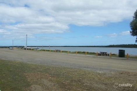 Property photo of 30-32 Mickle Street Tooradin VIC 3980